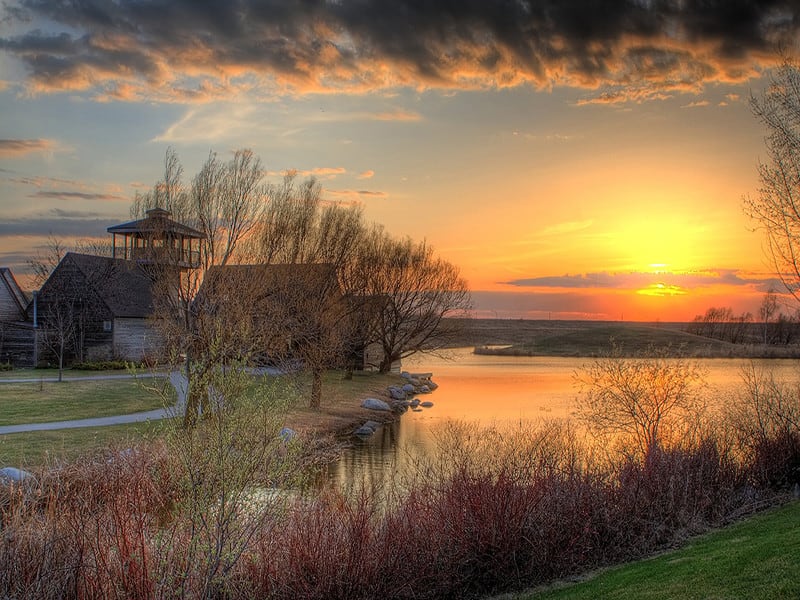 Harbourview Terrace courtyard at sunset